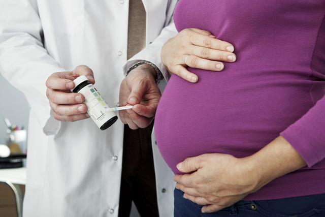 Retención urinaria y embarazo: Causas, riesgos y consejos para el manejo